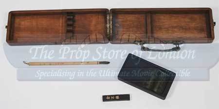 prop_paintset.jpg